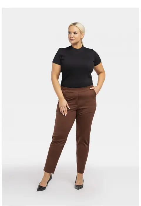 Pantaloni de mărime plus model 193915 Karko