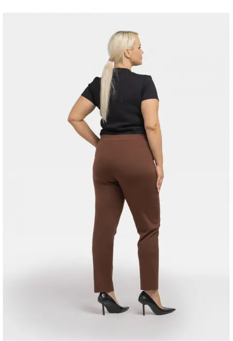 Pantaloni de mărime plus model 193915 Karko